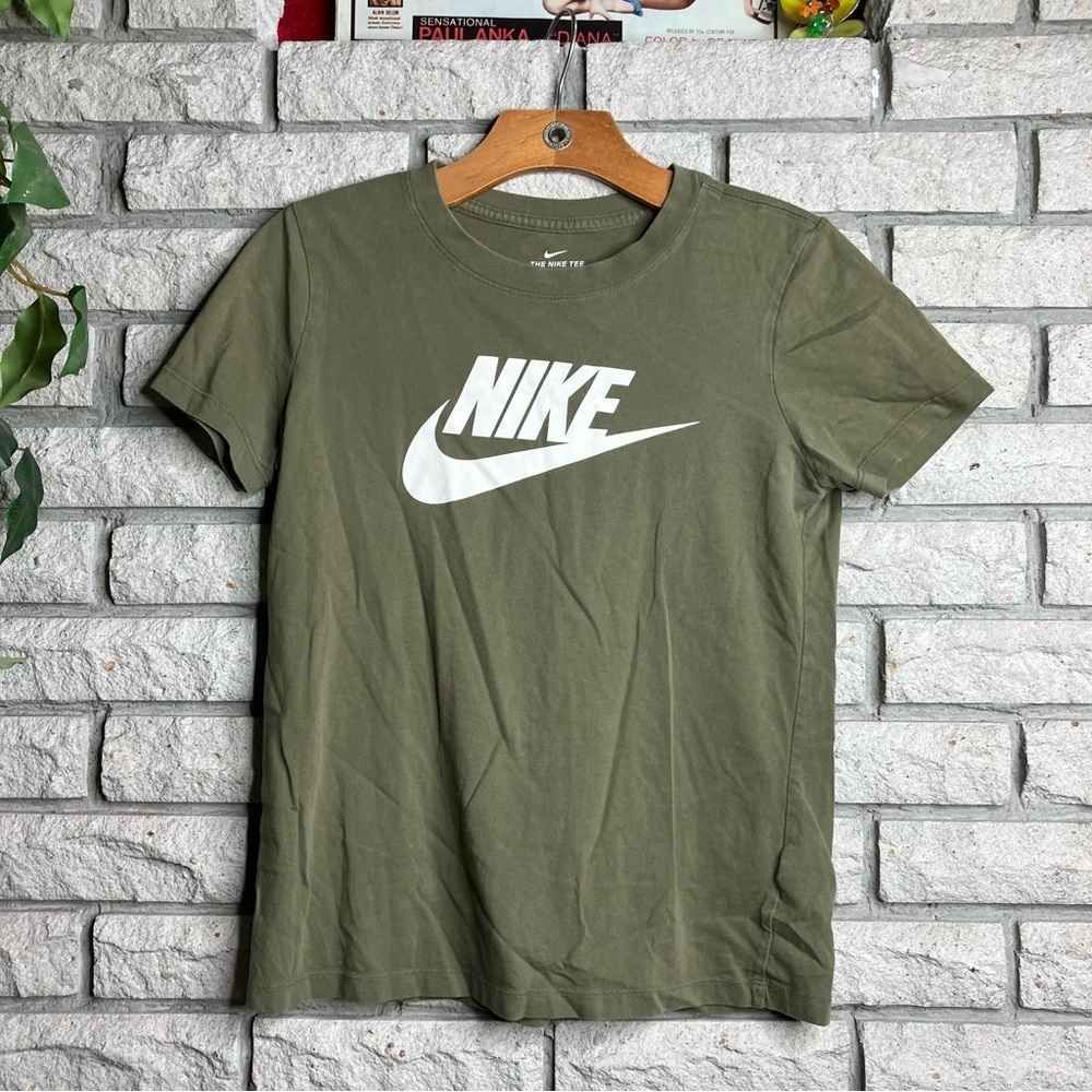 The Nike Tee Olive Green Short Sleeve